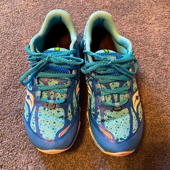 Saucony trail running shoes. Women’s size 8 - Picture 1 of 6